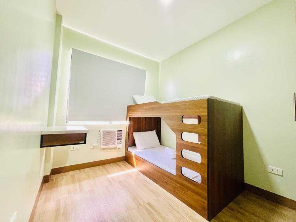 Oyo 1008 Armond Bed And Breakfast マクタン エクステリア 写真